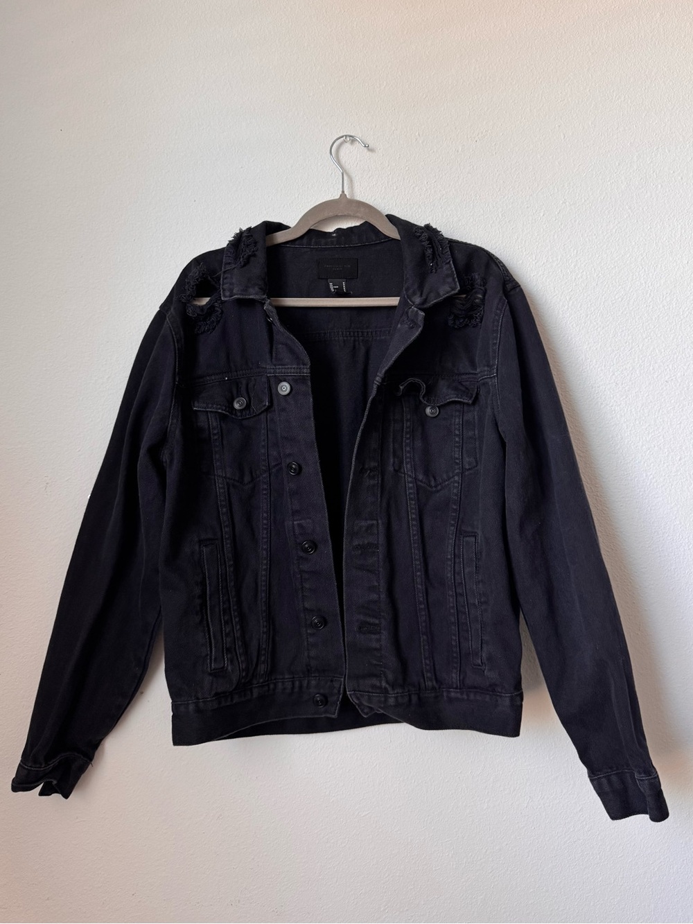 Forever 21 Men’s Black Distressed Denim Jacket | Size M | Streetwear